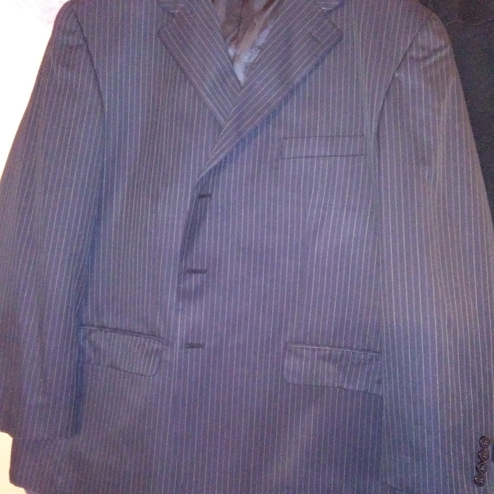 Men's suit